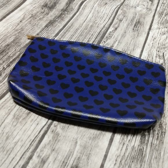 Ipsy purple with black hearts makeup cosmetics Like New - Picture 2 of 6